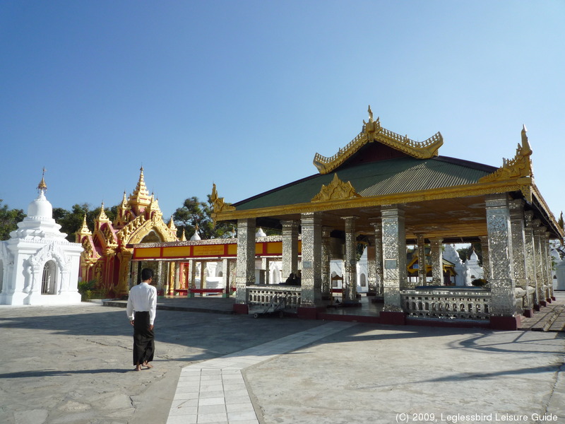 Kuthodaw Pagoda32